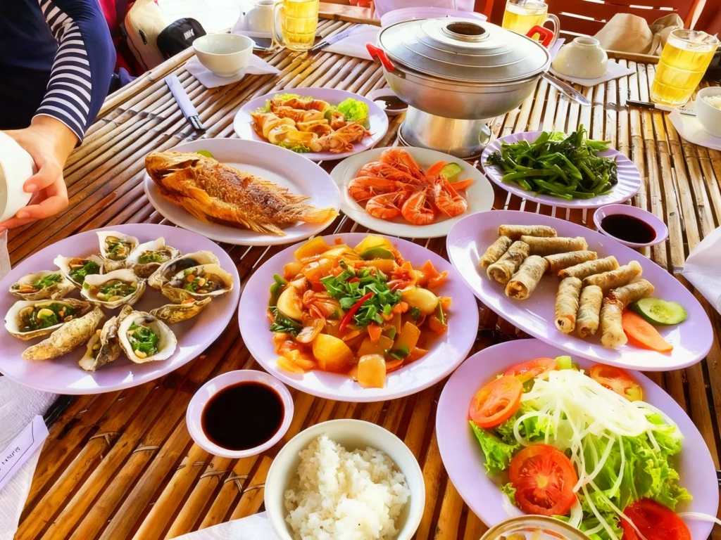 ktour-nha-trang-con-se-tre-com-trua