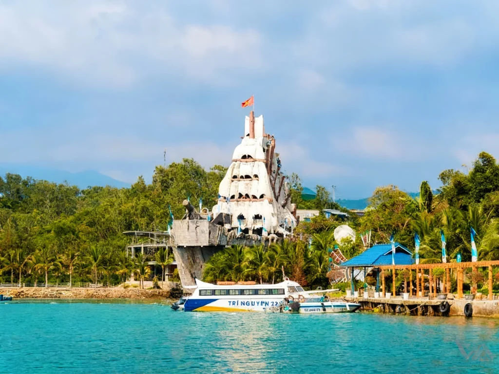 ktour-nha-trang-thuy-cung-tri-nguyen