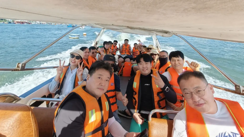 Cano KTour-Nha-Trang